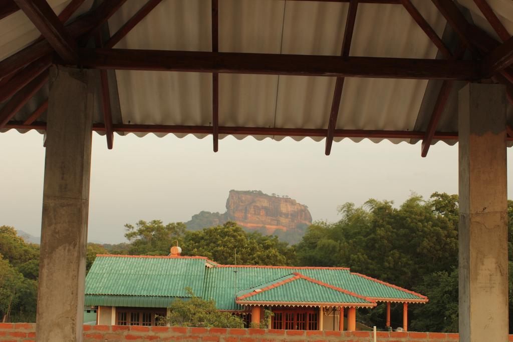 Sinhagiri Villa Sigiriya Exterior photo